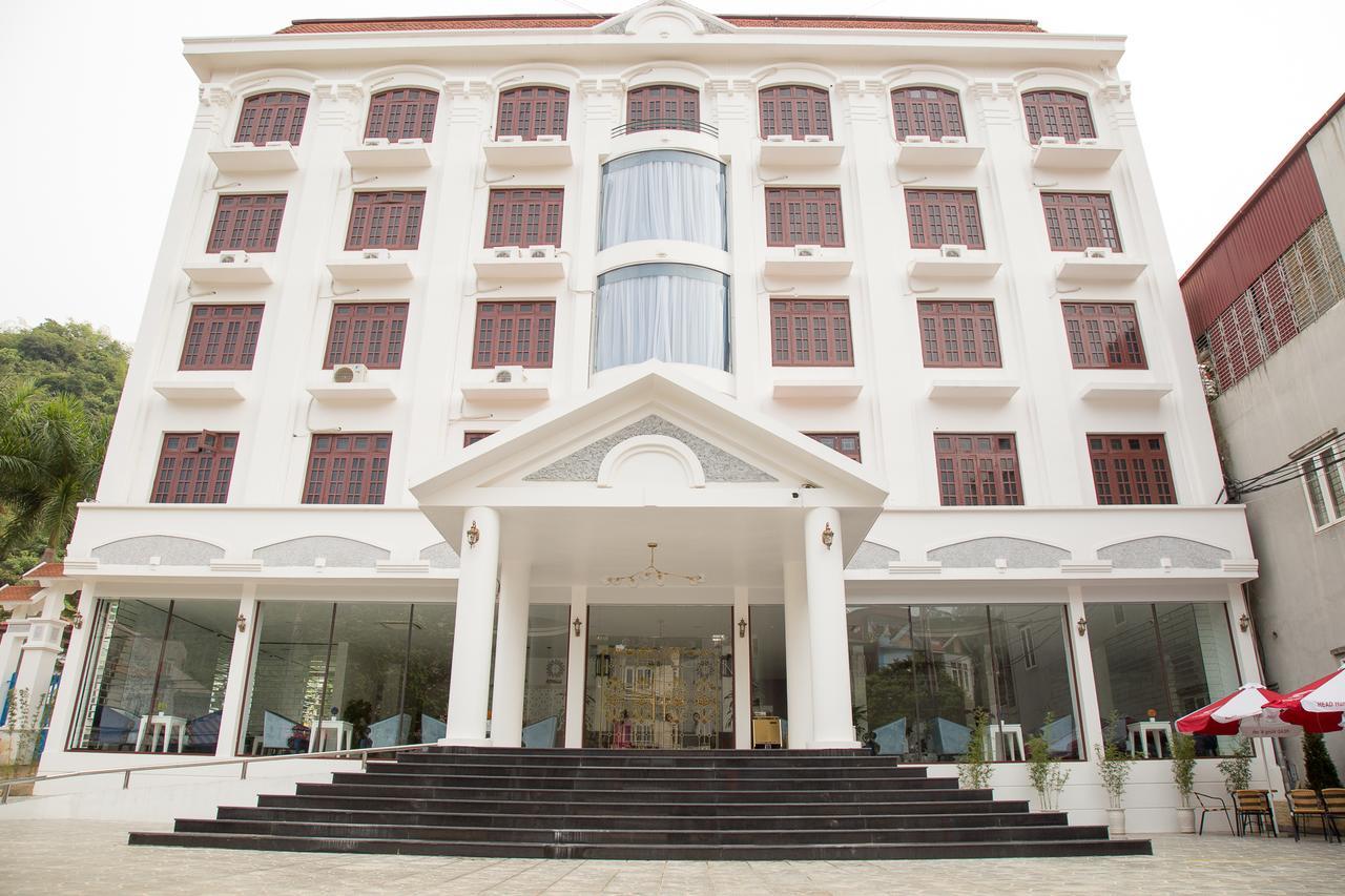 Windsor Hotel Son La Buitenkant foto